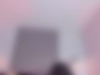 Live cam show with Amberr-Gold - Oil on Strip Flash - Live Sex Shows