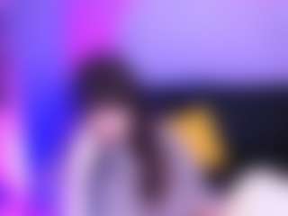 Live cam show with LilyThompsonX - Cute on madthumbs