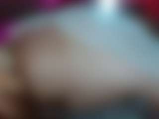 Live cam show with sammy-evaans - Middle Aged on AdultVida.com