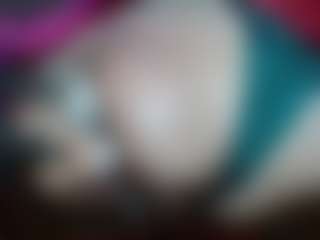 sammy-evaans MILF webcam performer live streaming