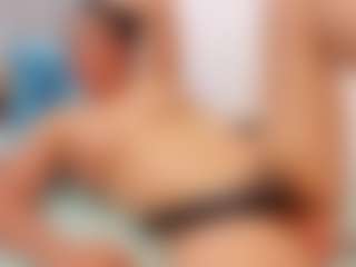 Live cam show with charlotte - Mature Young Adult on AdultVida.com