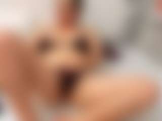 Live cam show with charlotte - Bikini on Camsoda