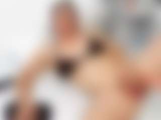 Live cam show with charlotte - Middle Aged on Camsoda