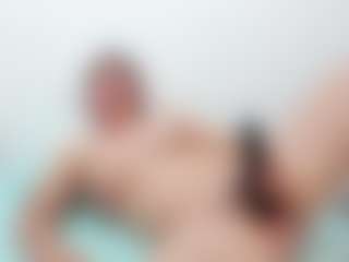Live cam show with charlotte - Bikini on liverealitysex.com