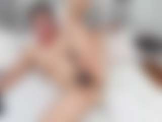 Show en direct avec charlotte - Camel Toe sur Camsoda
