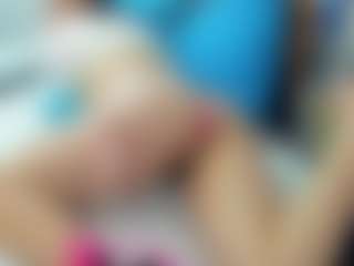 Live cam show with charlotte - Facial on camtv