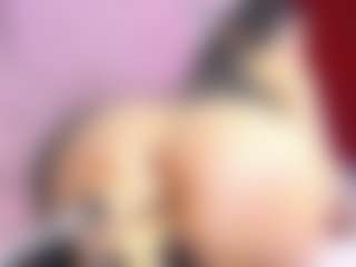 Live cam show with IndiraCollins - Skinny Asian on sexytreat.net