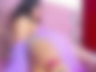 Live-camshow met IndiraCollins - Bikini op Camsoda