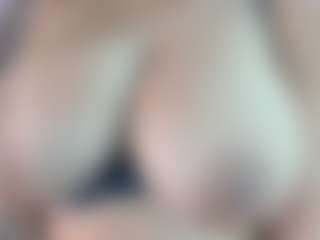 Live cam show with miastorrm - Big Nipples on madthumbs