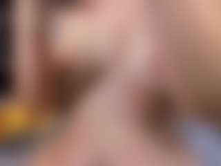Live cam show with BIANCAROY - Young Adult on CamClone