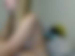 rubia_oficialmilf's Live Sex Cam Show