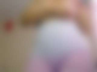 rubia_oficialmilf's Live Sex Cam Show