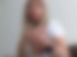Live cam show with rubia_oficialmilf - Blonde Hair Curvy on CamwithHer