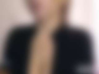 Live cam show with rubia_oficialmilf - Mobile Mature on Camsoda