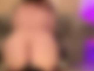 Live cam show with Aida-adams - Colombia on intimatelivegirls.com