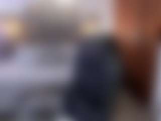 Live cam show with Aida Adams - Housewife on madthumbs