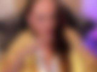 Live cam show with Aida Adams - Housewife on camwithhim.com