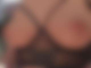 Live cam show with ameliegraham - Cuckold on liverealitysex.com