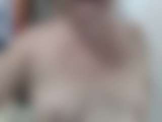 selenhax's Live Sex Cam Show