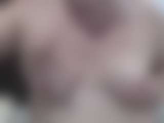 Live cam show with selenhax - Living Room on Livezox