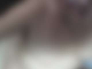 Live cam show with selenhax - Living Room on studioflirtlive.com