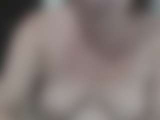 Live cam show with selenhax - Living Room on CamClone
