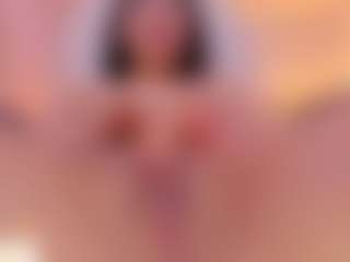 Live cam show with Jin harrison - Gamer on Camsoda