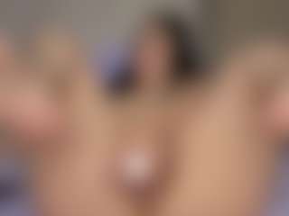 mollyy-rosse's Live Sex Cam Show