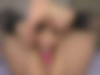 mollyy-rosse's Live Sex Cam Show