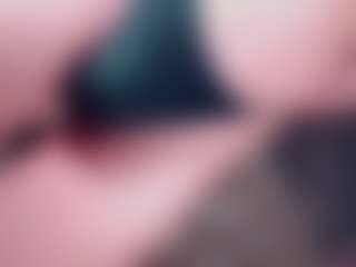 Emmily-Sofia's Live Sex Cam Show