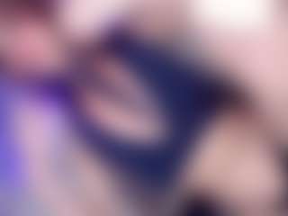 Emmily-Sofia's Live Sex Cam Show