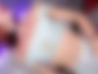 Live-Cam-Show mit Emmily-Sofia - Ejaculation auf Camsoda