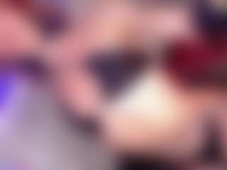 Live cam show with Emmily-Sofia - Brown Eyes on AdultVida.com