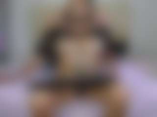 Live cam show with la-gatabk - Nipple Piercings on CamwithHer