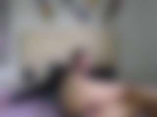 Live cam show with la-gatabk - Wet on Milfs Live