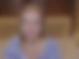 Live cam show with MargaritaKiss - Office on madthumbs
