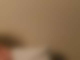 Live cam show with Princesscocolea - Moaning on CamwithHer