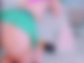 EmilySaaenz's Live Sex Cam Show