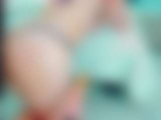 EmilySaaenz's Live Sex Cam Show