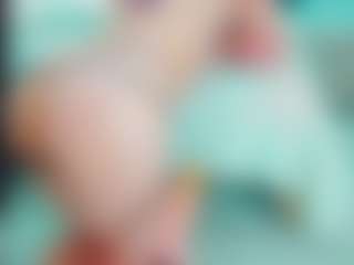 EmilySaaenz's Live Sex Cam Show