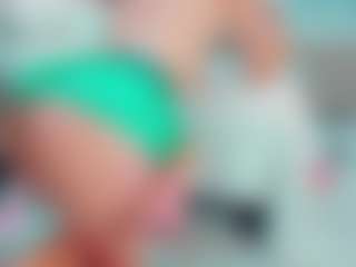 EmilySaaenz's Live Sex Cam Show