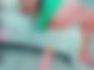 EmilySaaenz's Live Sex Cam Show