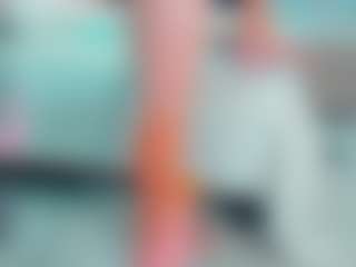 Live cam show with EmilySaaenz - Orgasm on CamClone