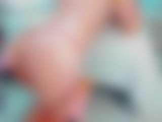 Live cam show with EmilySaaenz - Brown Eyes on CSO-WL