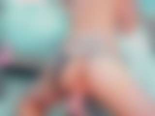 EmilySaaenz's Live Sex Cam Show