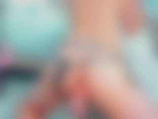 EmilySaaenz's Live Sex Cam Show