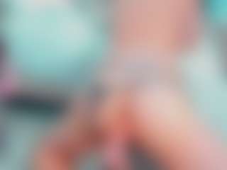 EmilySaaenz's Live Sex Cam Show