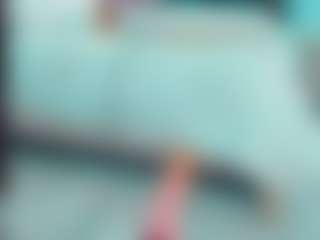 Live cam show with EmilySaaenz - Brown Eyes on Camsoda