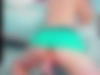 Live cam show with EmilySaaenz - Tattoos on PervPlay.com
