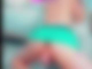 EmilySaaenz's Live Sex Cam Show